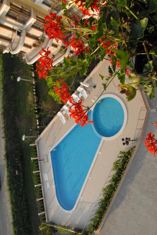 Hotel Seasons 3 Pantai Sunny Luaran gambar