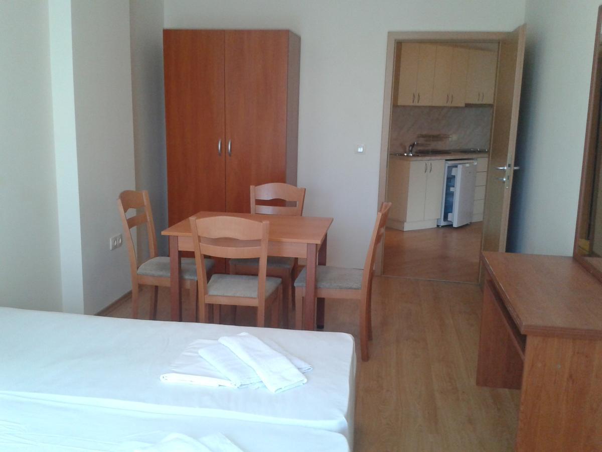 Hotel Seasons 3 Pantai Sunny Luaran gambar